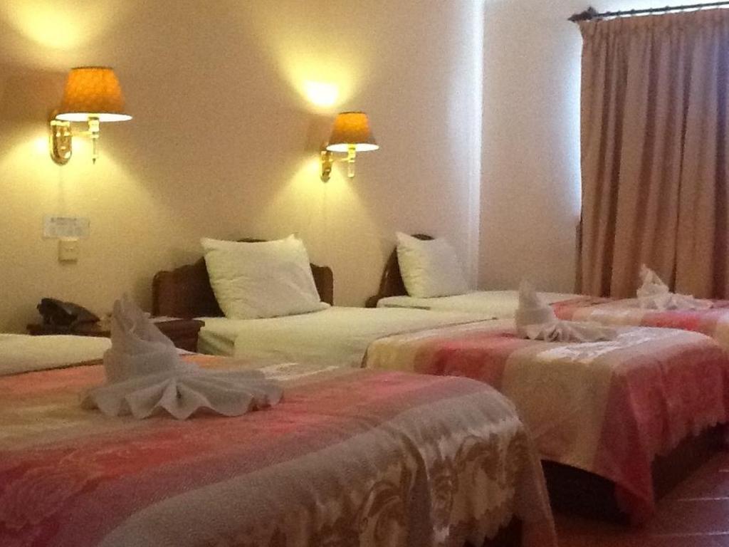 Han Kong Hotel And Restaurant Σιέμ Ρέαπ Εξωτερικό φωτογραφία