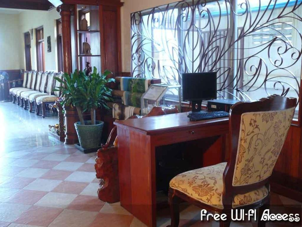 Han Kong Hotel And Restaurant Σιέμ Ρέαπ Εξωτερικό φωτογραφία